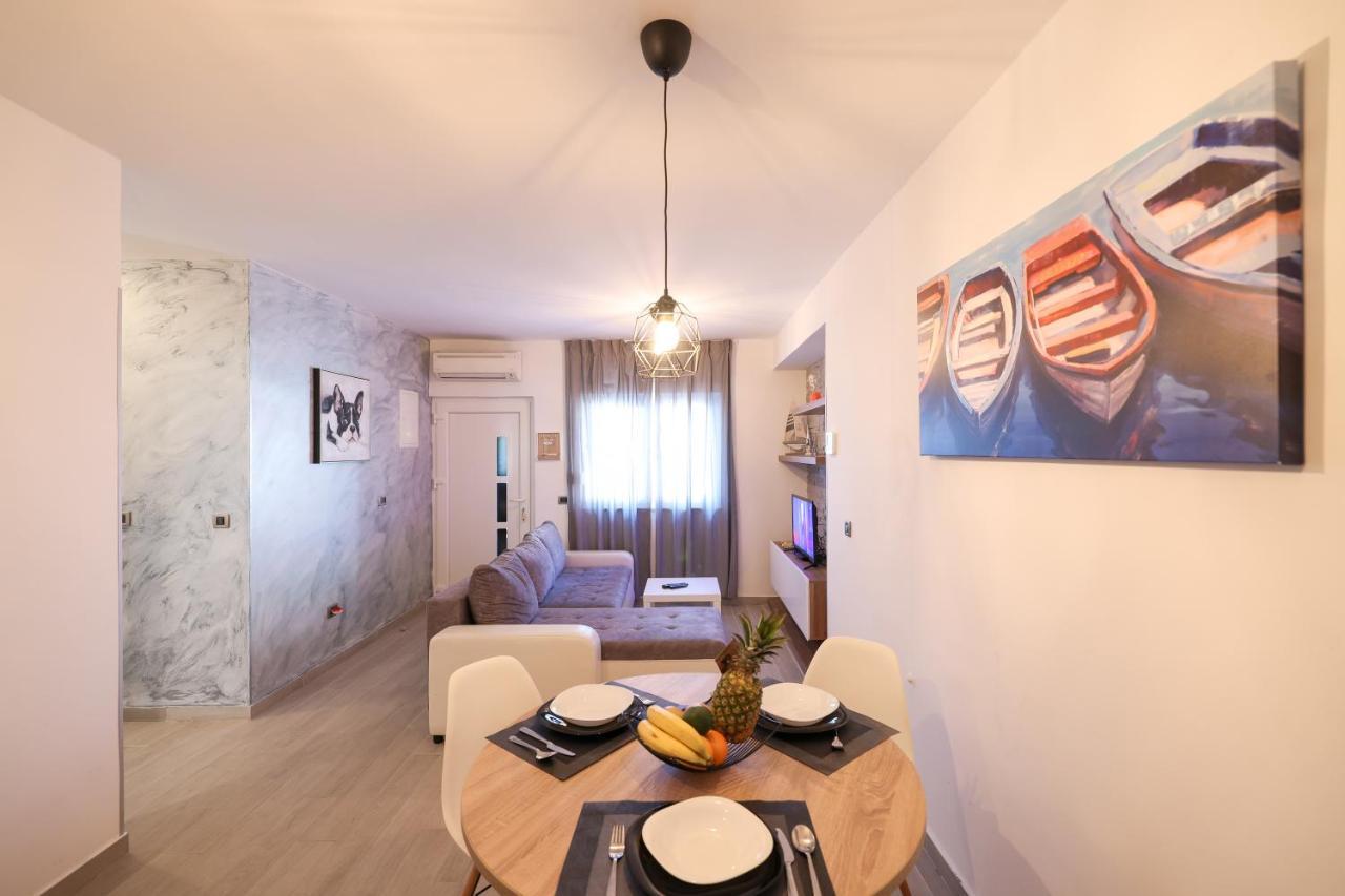 Coco Apartment Пировац Екстериор снимка